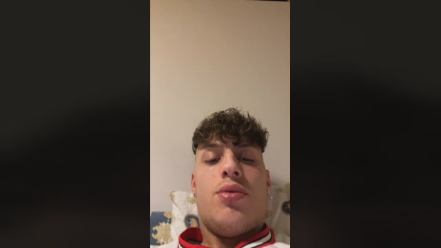 Angeluzzo01  04-04-2022